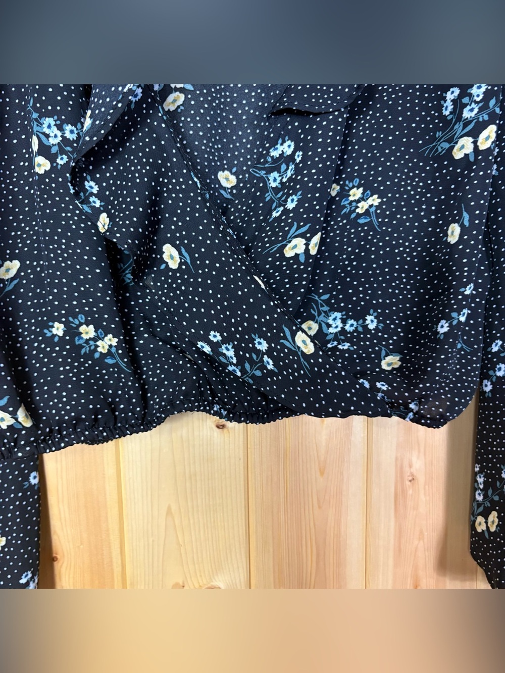 Dynamite Black Floral Polka Dot Ruffle Faux Wrap Blouse Medium Dark Feminine - Picture 8 of 12